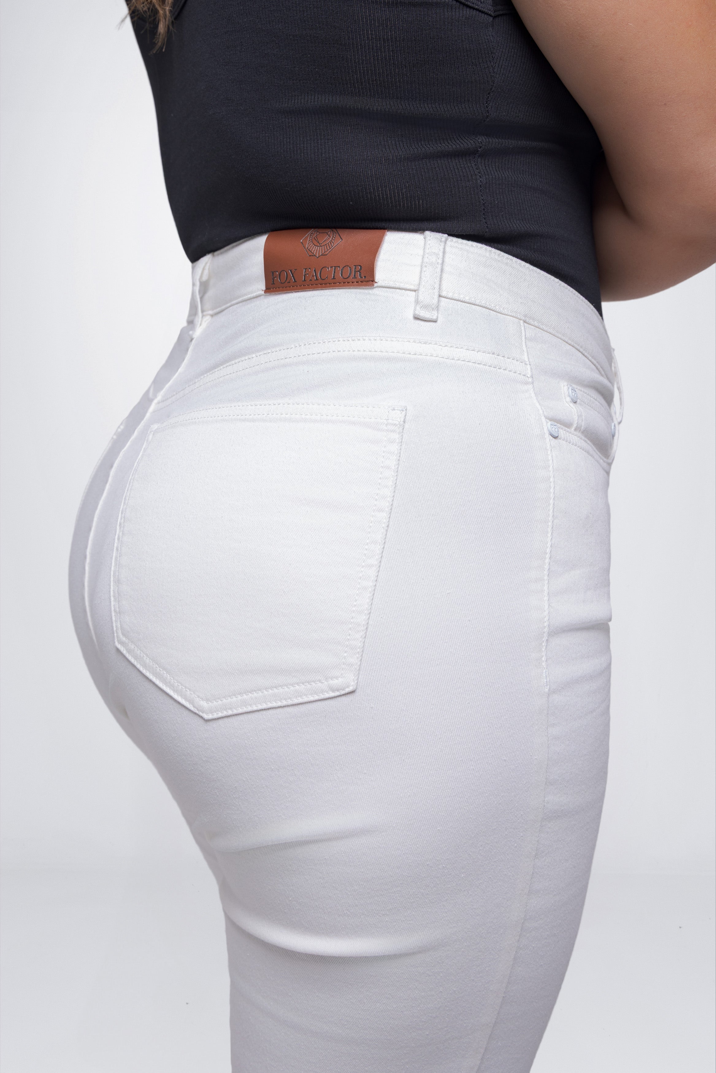 RIO Off White