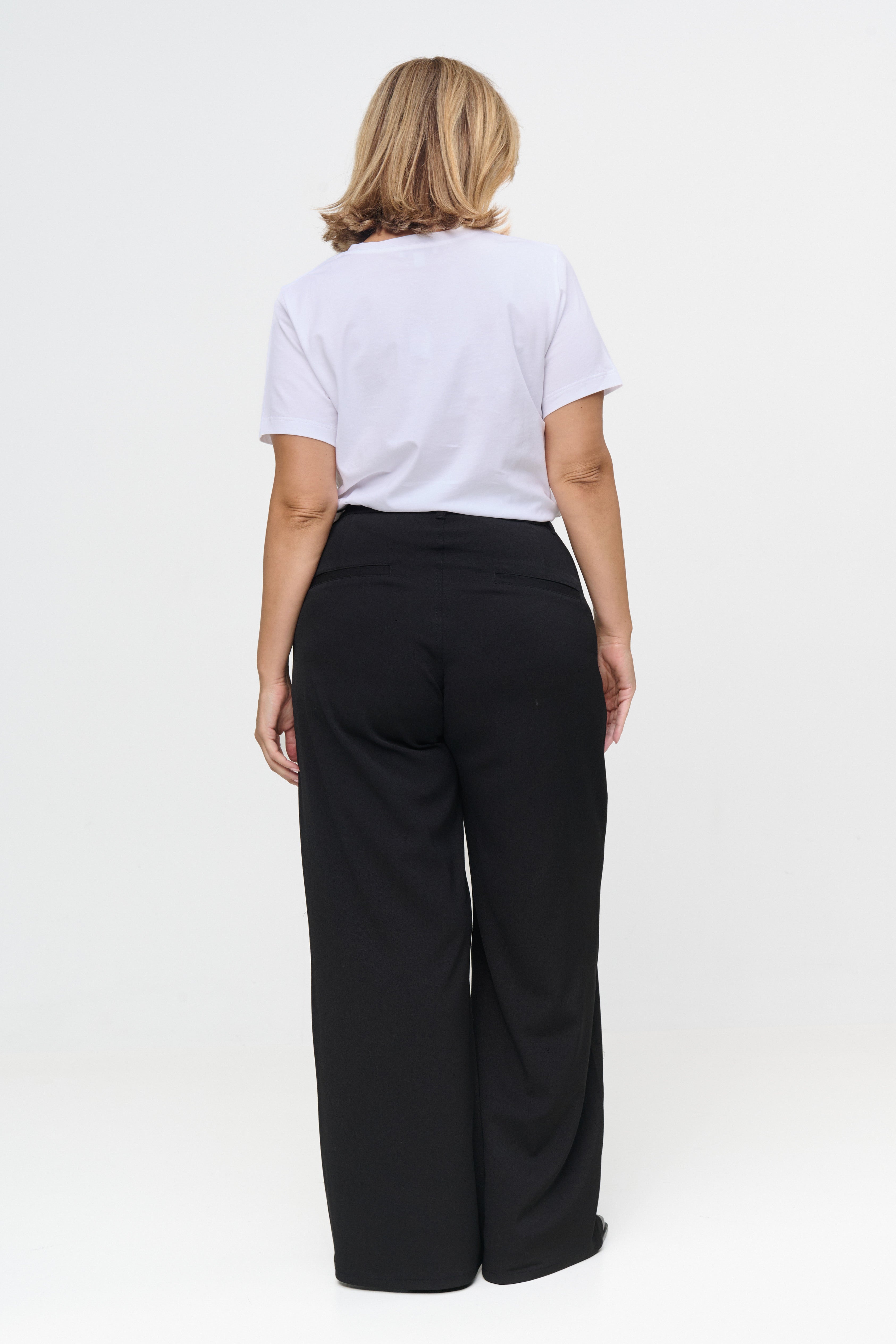 DAKOTA Atelier Black
